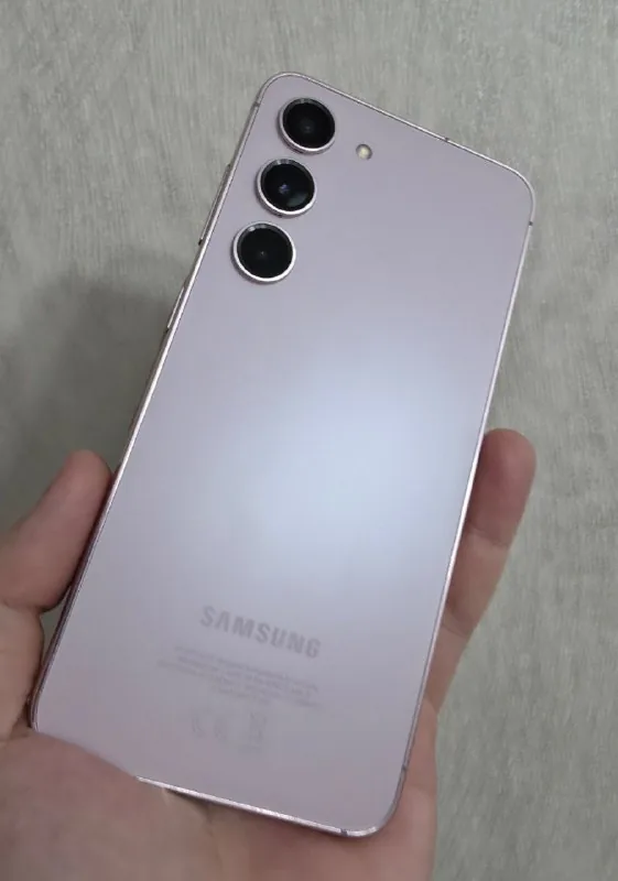 Samsung S23 8/128 1
