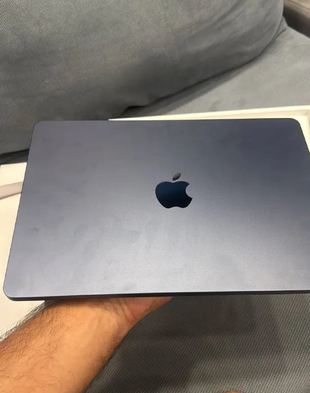 Macbook Air M4 Midnight