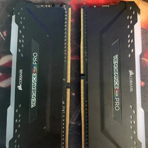 Оперативная память Corsair Vengeance RGB Pro 16GB