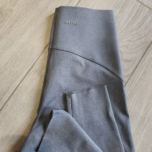 Компрессионные легинсы Oysho