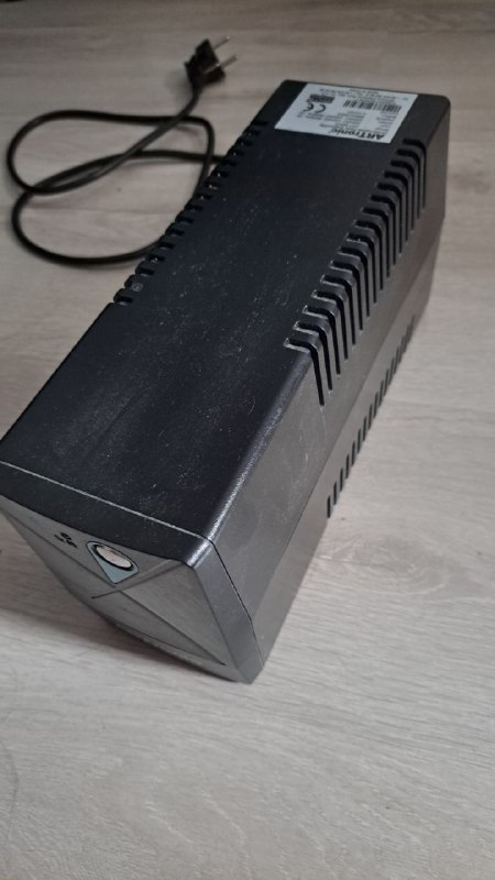 Бесперебойник ARTTronic Uninterruptible Power Supply 1