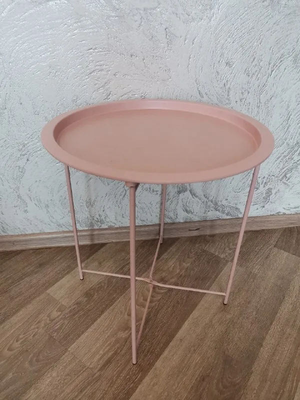 Металлический столик
