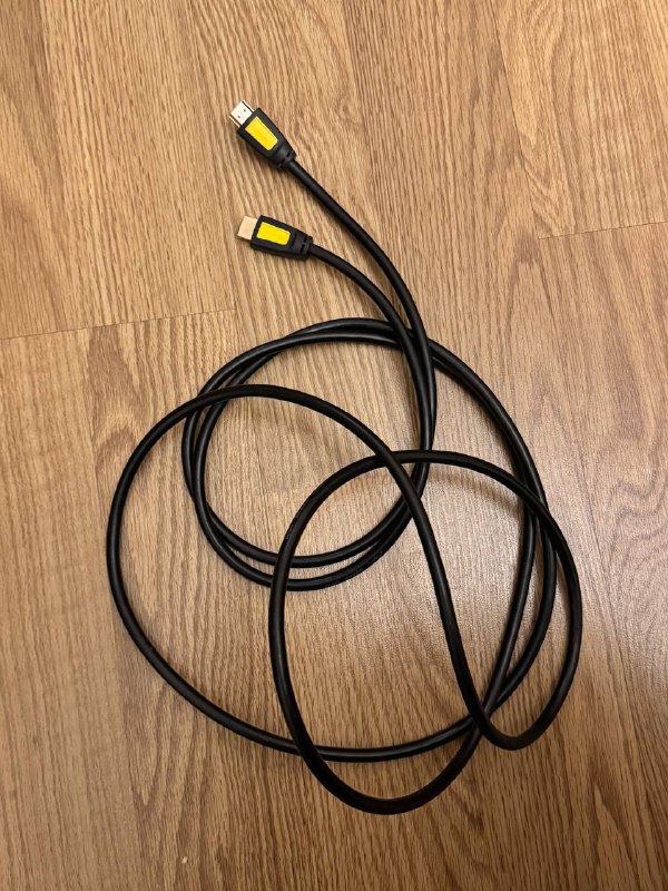 Кабель HDMI, книги Cambridge, Мачи Коро, Манчикин, Дженга