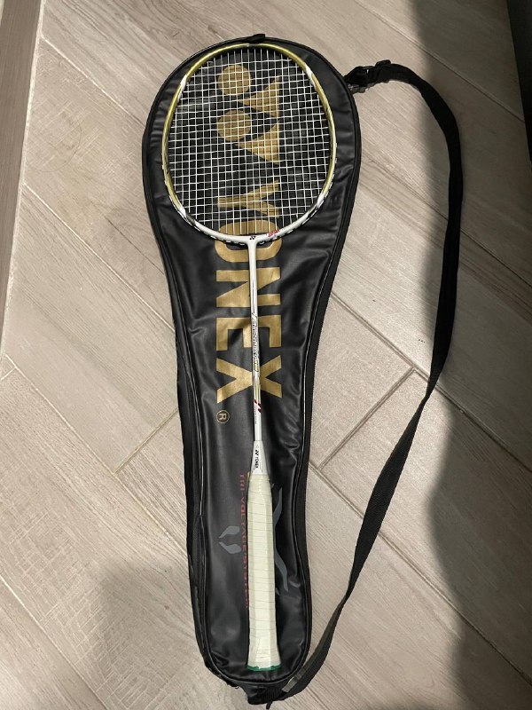 утяжелители 1.5 кг, ракетка для бадминтона Yonex 2