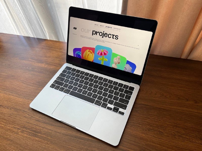 MacBook Air M4 16/256 Sky Blue