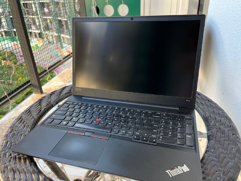 Thinkpad E590 ноутбук