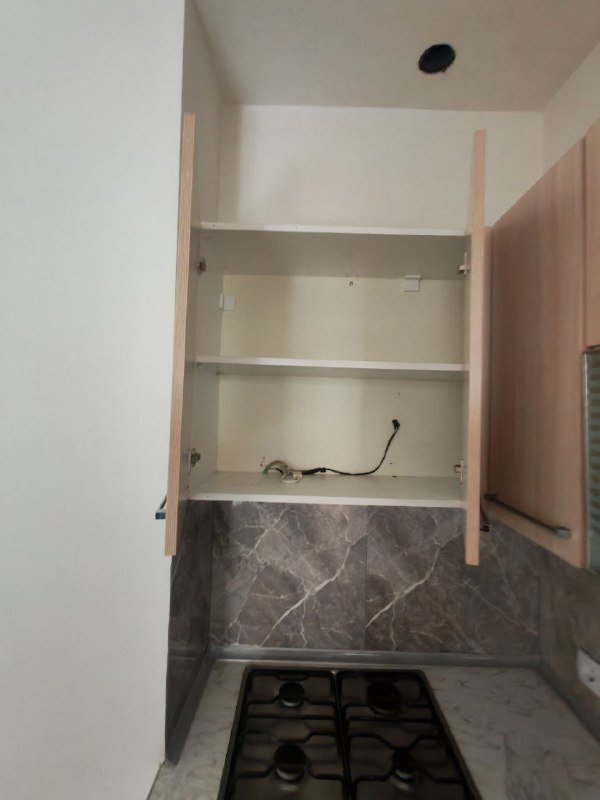 Кухонная мебель с плитой и раковиной 3