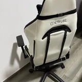 Игровое компьютерное кресло GX Trust GXT 714W 4
