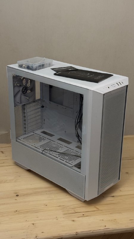 Корпус Lian Li Lancool III для ПК 2