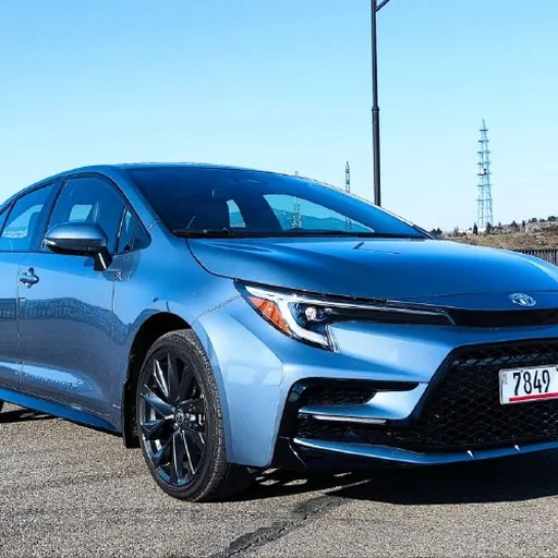 Toyota Corolla XSE Hybrid