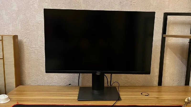 Dell P2720D монитор