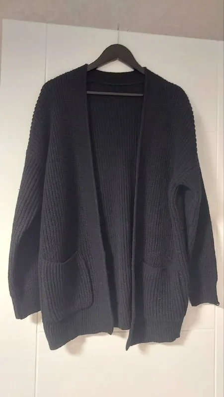 Кардиган, кофта Zara, флиска Oysho, свитер Lee 1