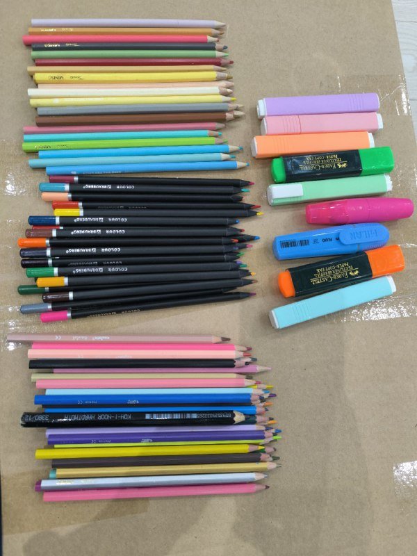 Набор для рисования: кисти, карандаши, маркеры, холсты, мольберт 2