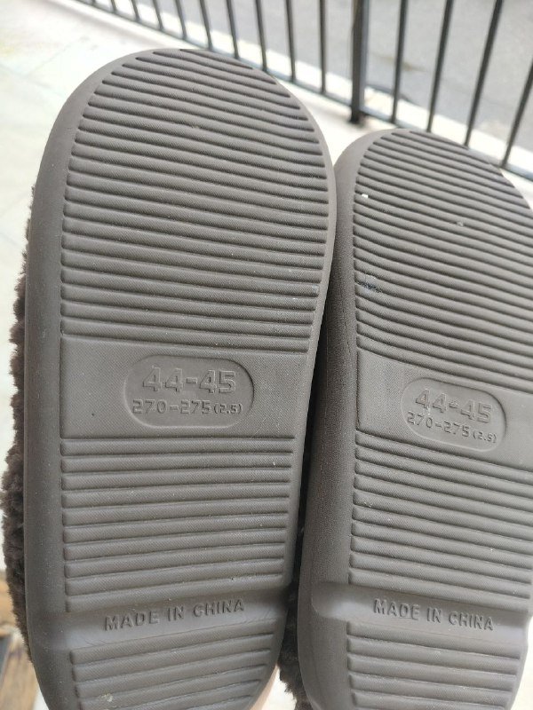 Тапки теплые, форма для запекания, маски, экран для кондиционера, крышка, средство от комаров, плед 2