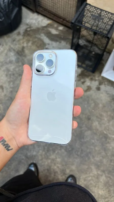 iPhone 15 Pro Max 256 ГБ 1