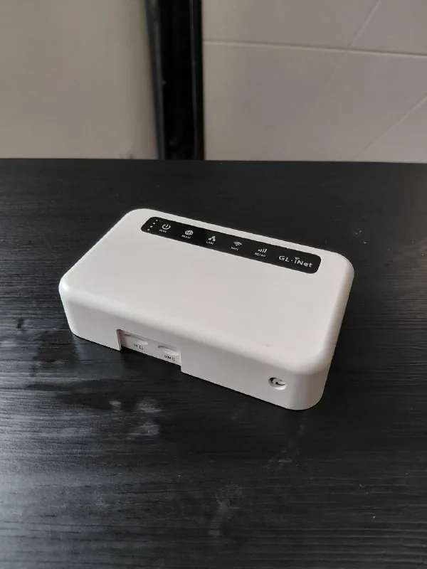 Портативный роутер-модем GL.iNet Puli GL-XE300 1