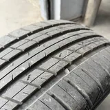 Летние шины 255/40 R21 1