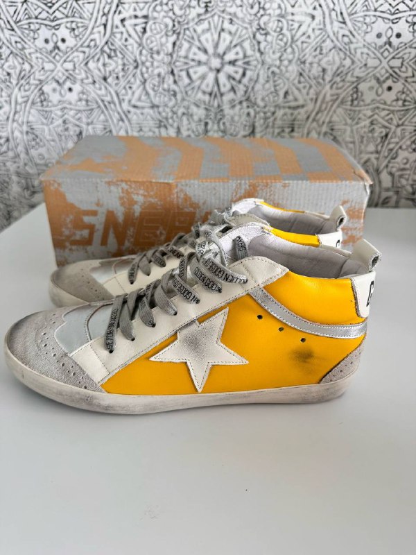 Golden Goose sneakers, size 40, full set