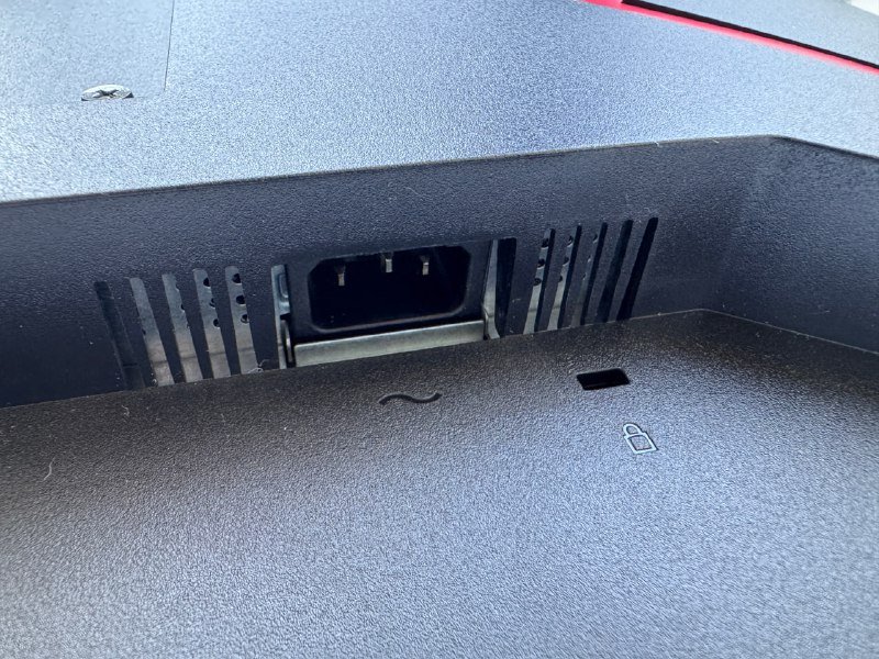 Игровой 4K монитор AOC U28G2RE 8