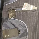 F&F-ის გრაფიტისფერი ზოლიანი მამაკაცის პიჯაკი 5