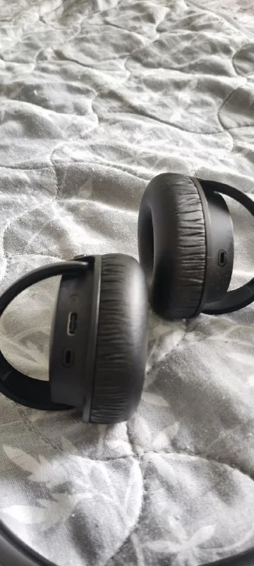 Беспроводные наушники JBL Tune 670NC 1