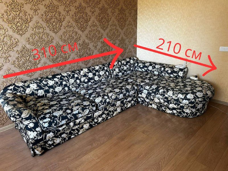 стол, угловой диван