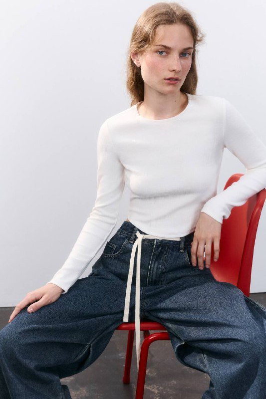 пальто, сумки, кроп лонгслив, попсокет, джинсы 3