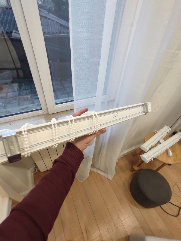 Рулонные шторы 507 мм, 2 метра, 25 лари; 665 мм, 2 метра, 30 лари 6