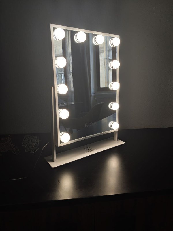 Профессиональное настольное макияжное зеркало с подсветкой FENCHILIN