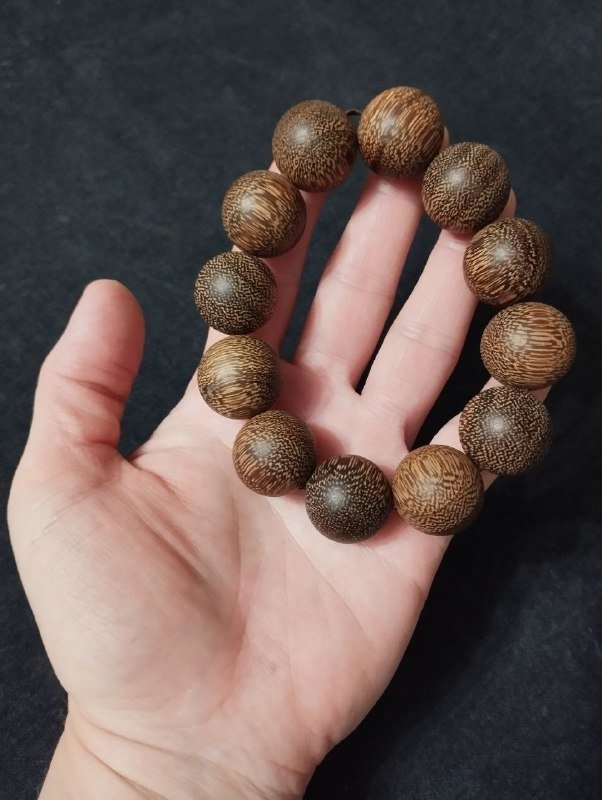 Браслеты из дерева, рудракша, лавовый камень, хоулит 3