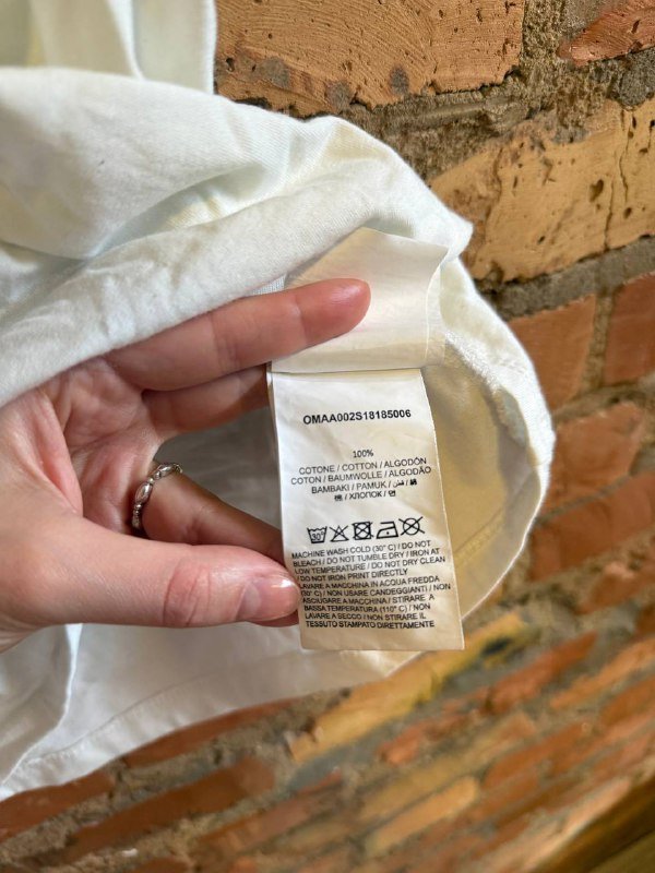 Футболка L размер 4