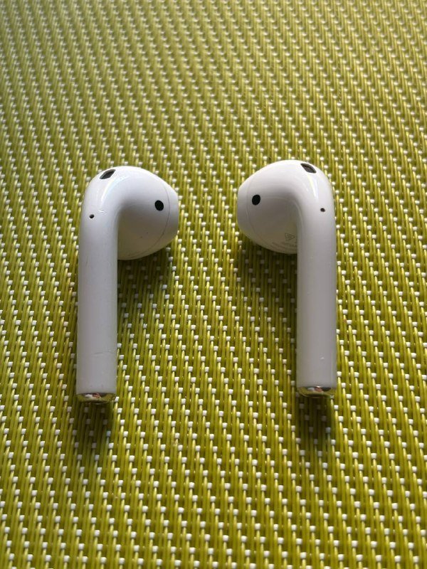 AirPods 2 оригинал беспроводные наушники Apple 3