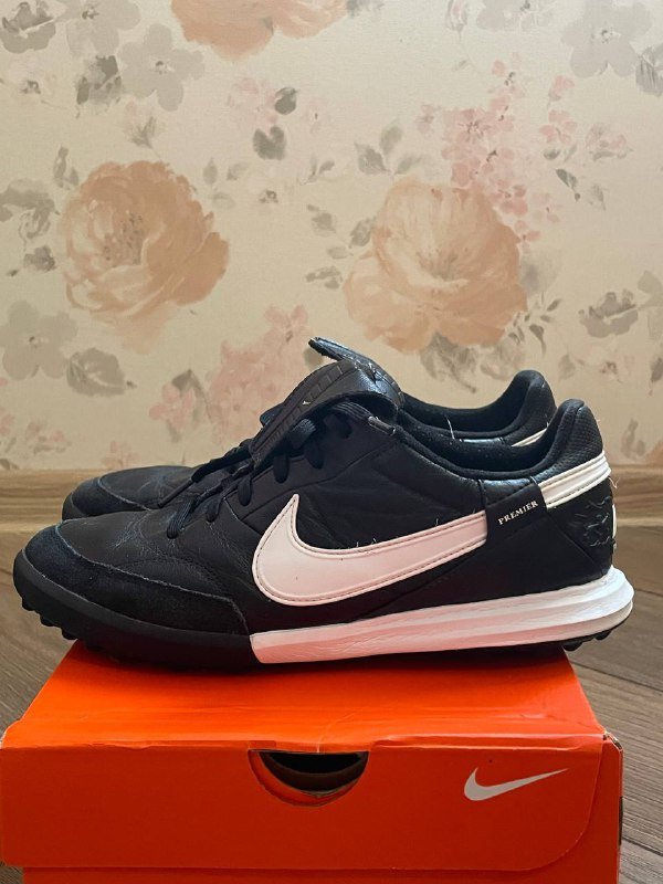 Футбольные сороконожки Nike 38-39 размер 3