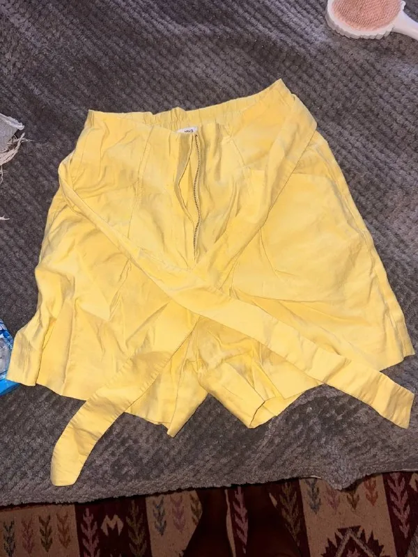 Жёлтые льняные шортики Mango S/M 1