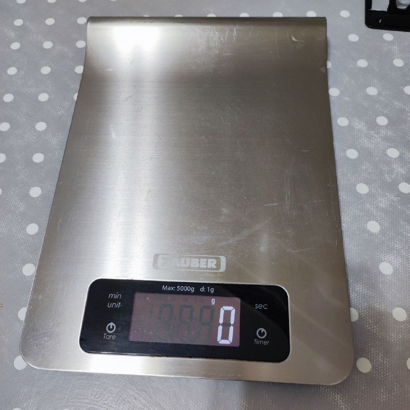 Кухонные весы Zauber