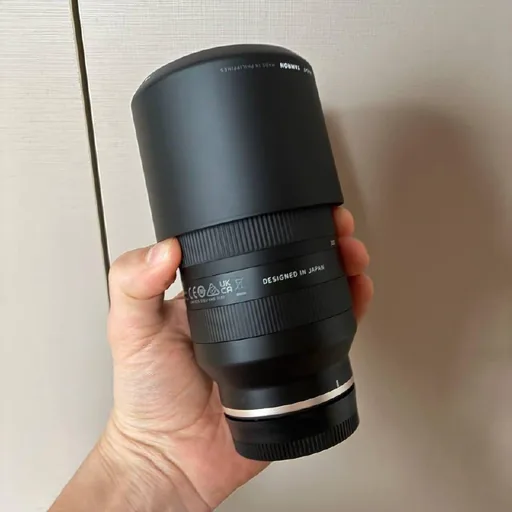 Tamron 70-300mm объектив Sony E