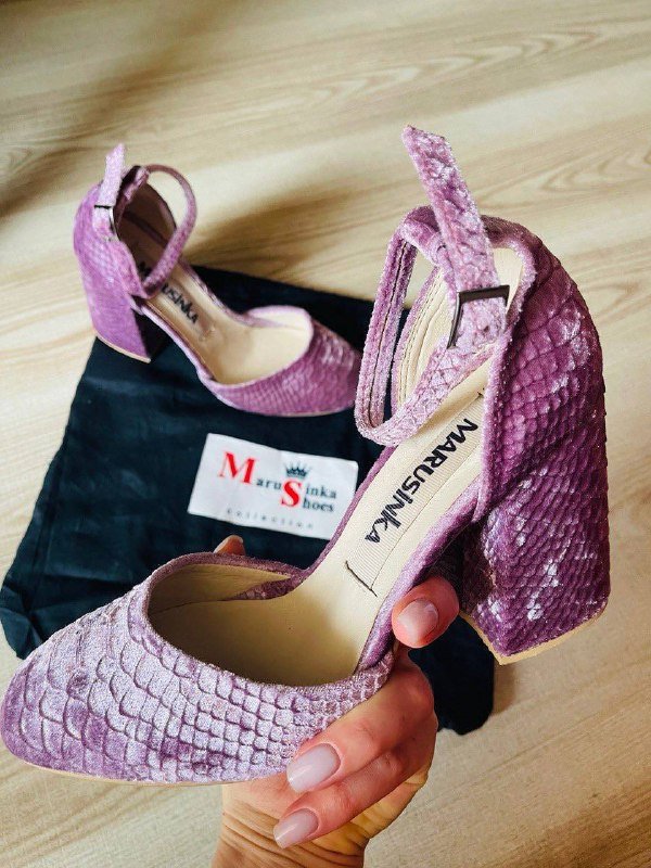 Женская обувь кроссовки белые кожа, ботинки, туфли, босоножки