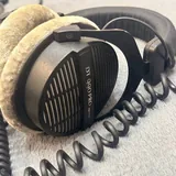 Наушники Beyerdynamic DT 990 Pro, микрофон AKG P120, звуковая карта Universal Audio Volt 1, пантограф, XLR-кабель Rode 5