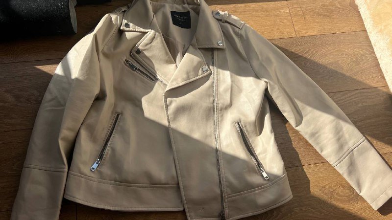 Куртка эко-кожа, Топ, Болт Zara, Кепки, Босоножки, Когтеточка для кота