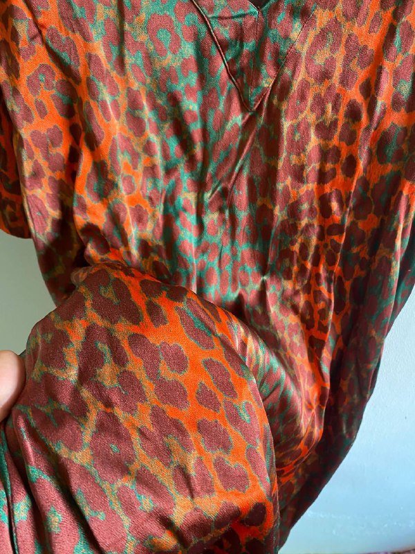 Платье балахон Ganni с ярким принтом 2