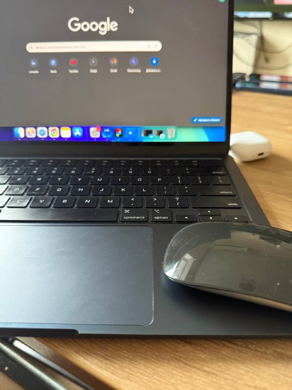 Apple Macbook Air 2024 M3, Magic Mouse 2