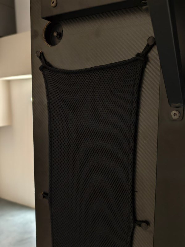 Компьютерный игровой стол HALDUM с LED подсветкой 4