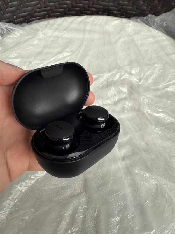 Наушники Bose с кейсом и шнуром 2