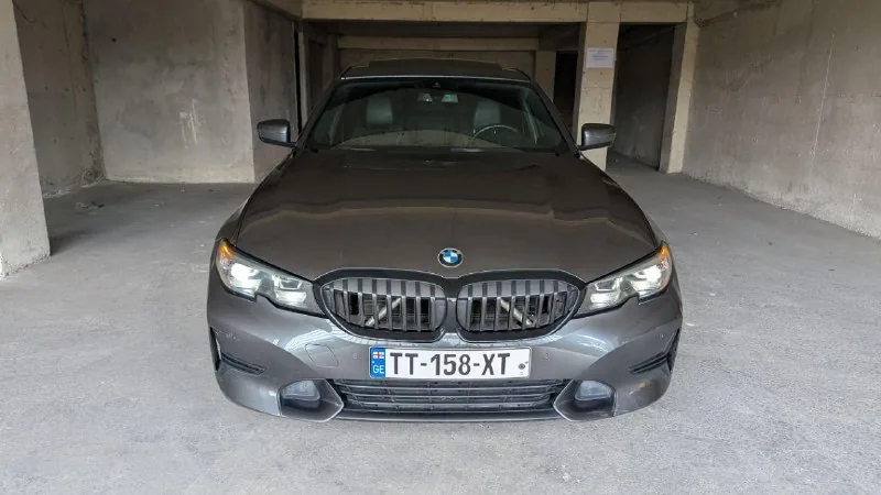 BMW 330i G20 1