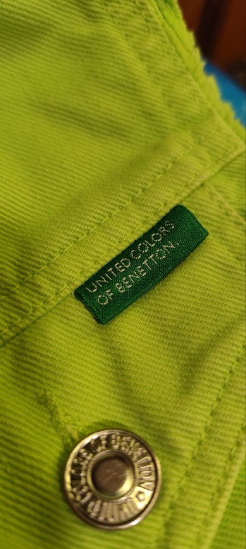 Зеленая жилетка United Colors of Benetton