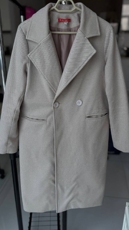Пальто, косуха, босоножки Calvin Klein, куртка, платья, дубленки, сумки