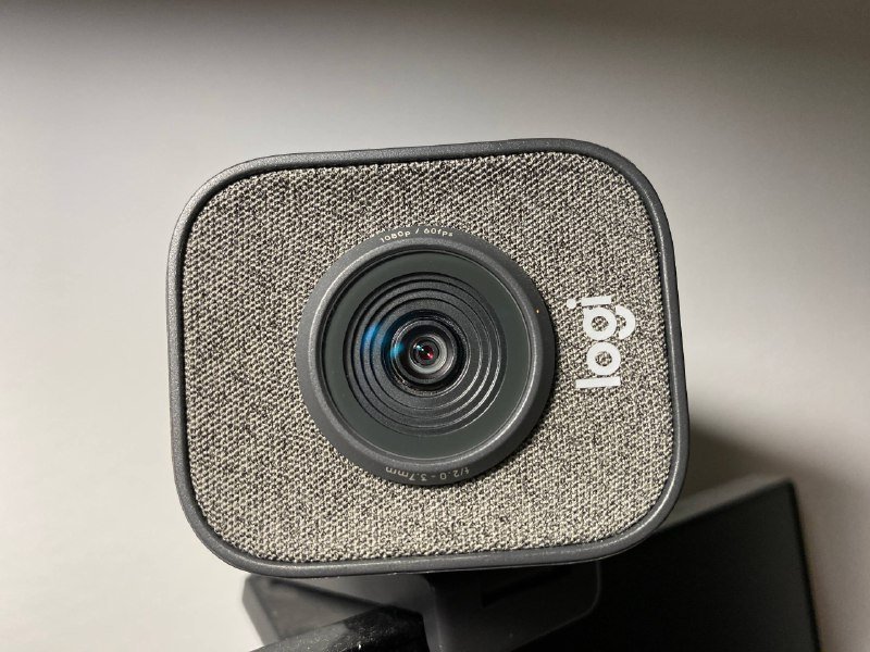 Веб камера Logitech stream cam 1080p 60fps 3