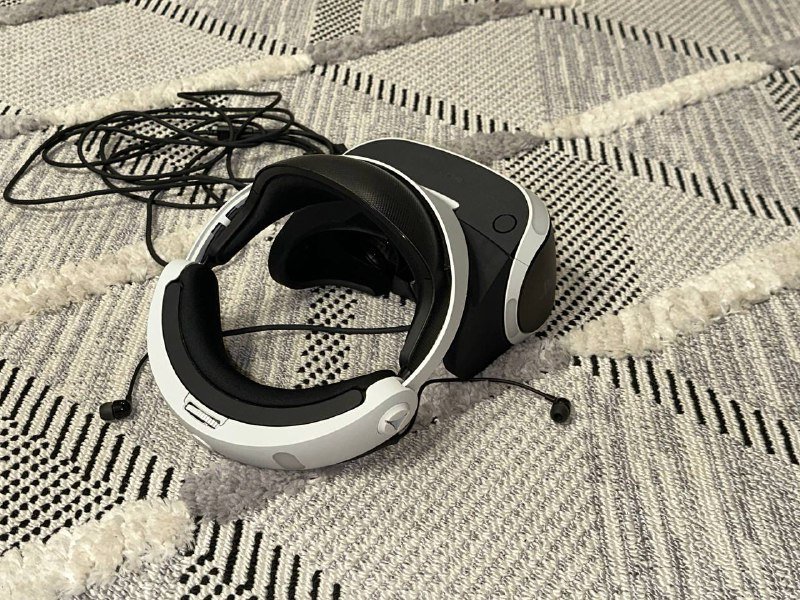 Sony PlayStation 4 Slim, Sony VR, 2 джойстика, зарядка 3