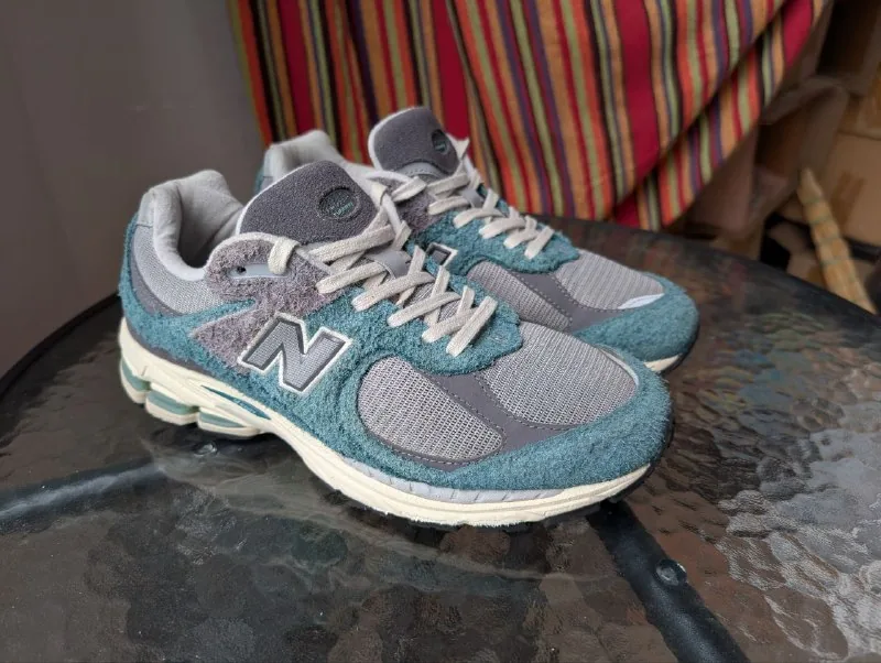 Кроссовки New Balance 2002 1