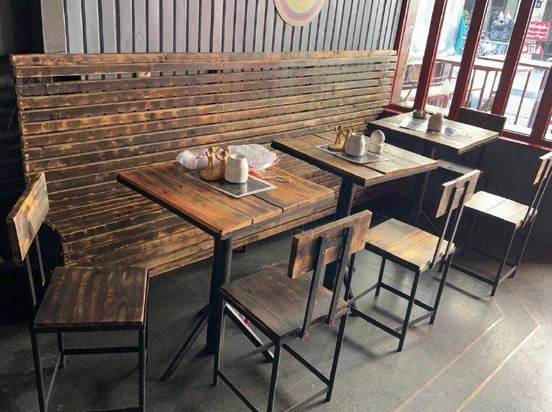 3 деревянных стола и 5 стульев 3